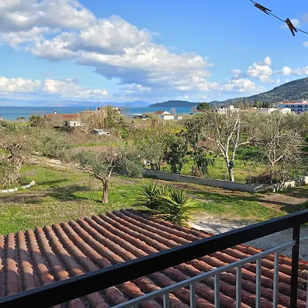 Firefly Georgios 12 * Moraitika